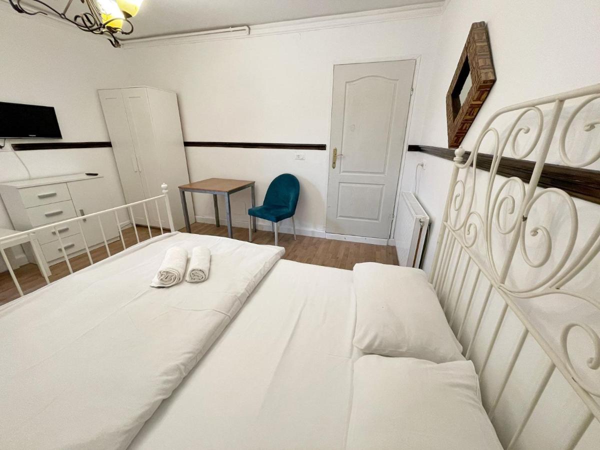 Dream House Brasov Hotel Ngoại thất bức ảnh