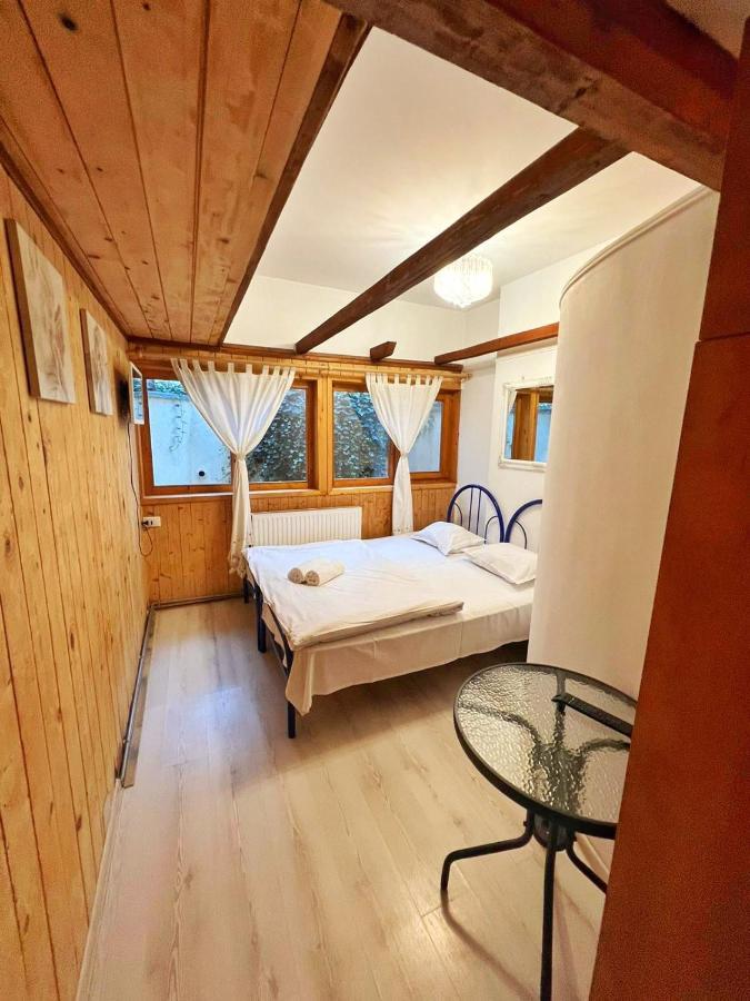 Dream House Brasov Hotel Ngoại thất bức ảnh